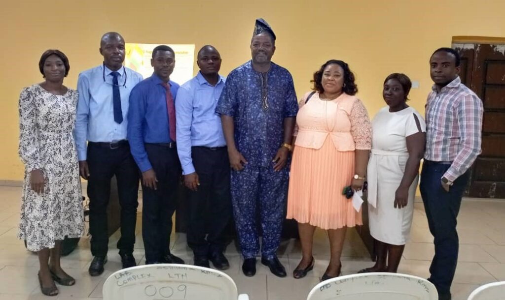 Meet the new excos of APHPN Osun state